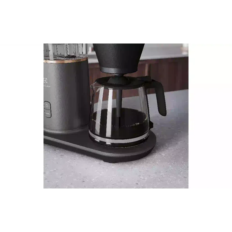 ماكينة صنع القهوة بالتنقيط Electrolux, Black (E7CM1-4MTM)
