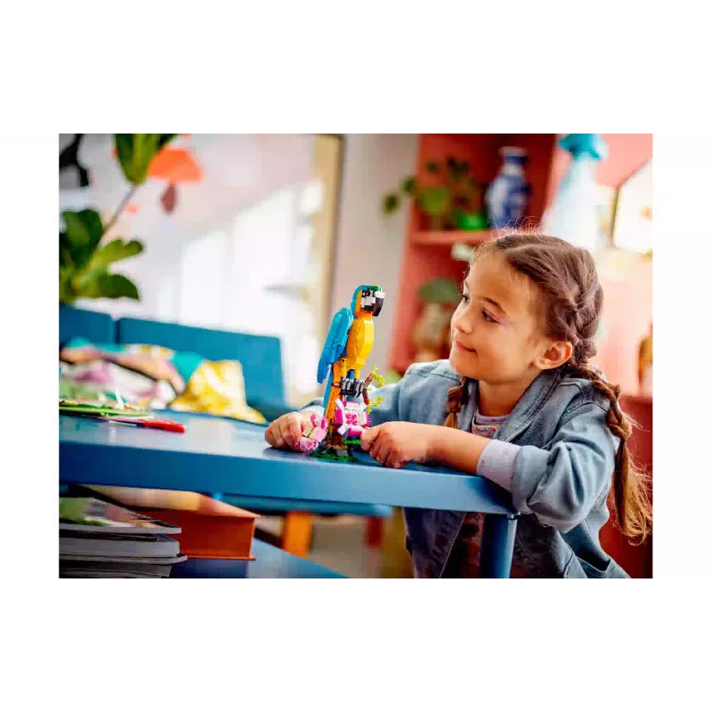Konstruktor LEGO Creator 3-in-1 Exotic Parrot (31136)