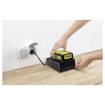 Akkumulátor + töltő Karcher (2.445-062.0)