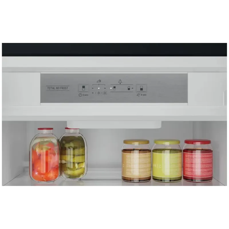 Built-in refrigerator Hotpoint-Ariston (HAC20T321), White