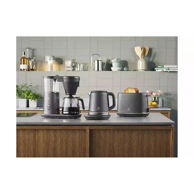 Chaleira elétrica Electrolux, Black (E7K1-6BP)