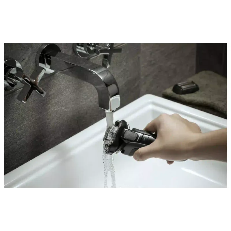 Električni brivnik Panasonic, Black (ES-LV6U-K820)