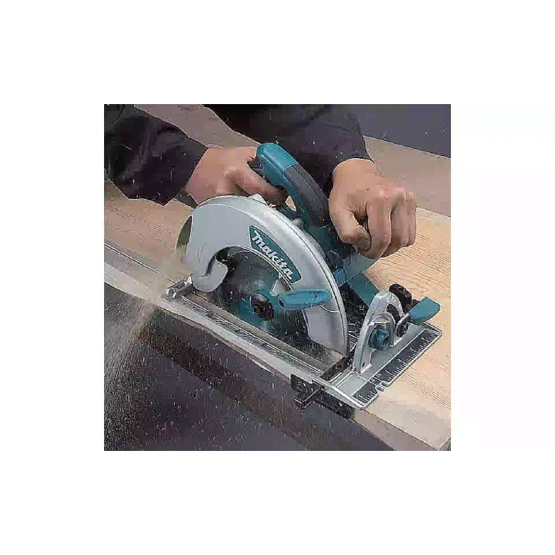 Циркулярен трион Makita (HS7601)