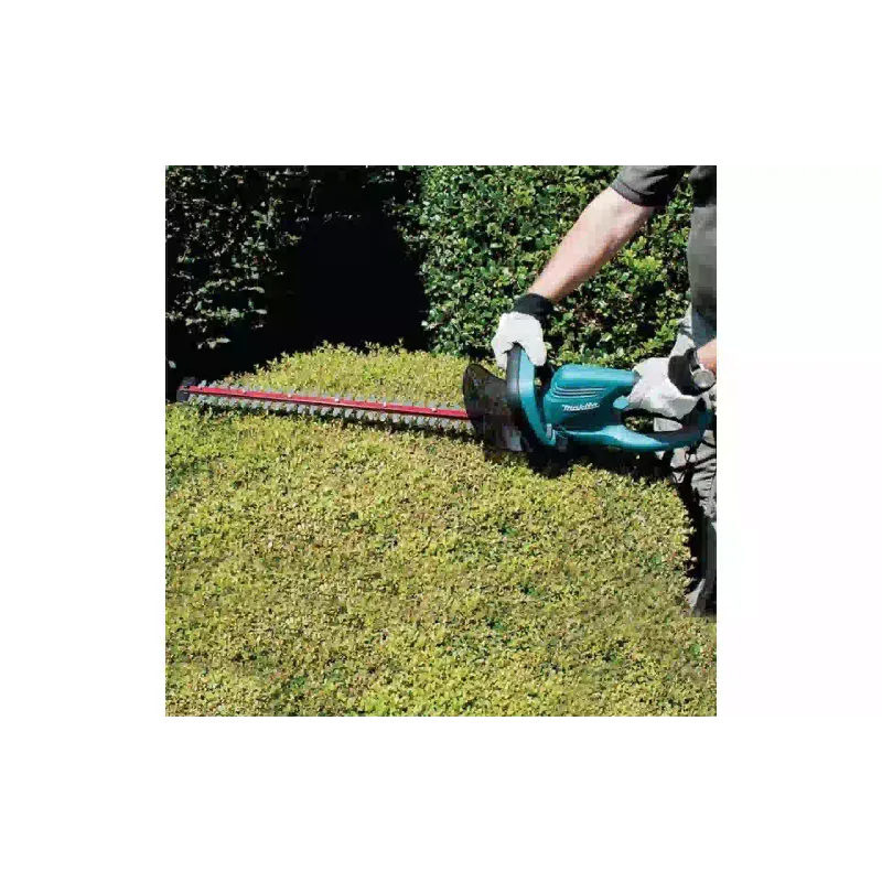 Aparador de cerca viva Makita (UH5570)