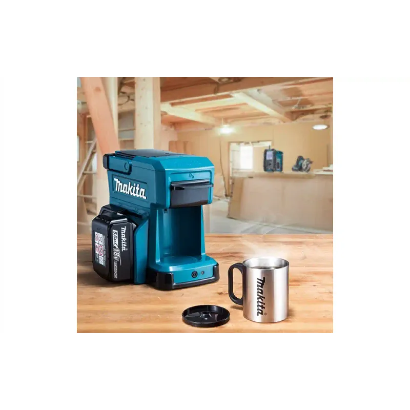 Aparat za kavo Makita (DCM501Z)