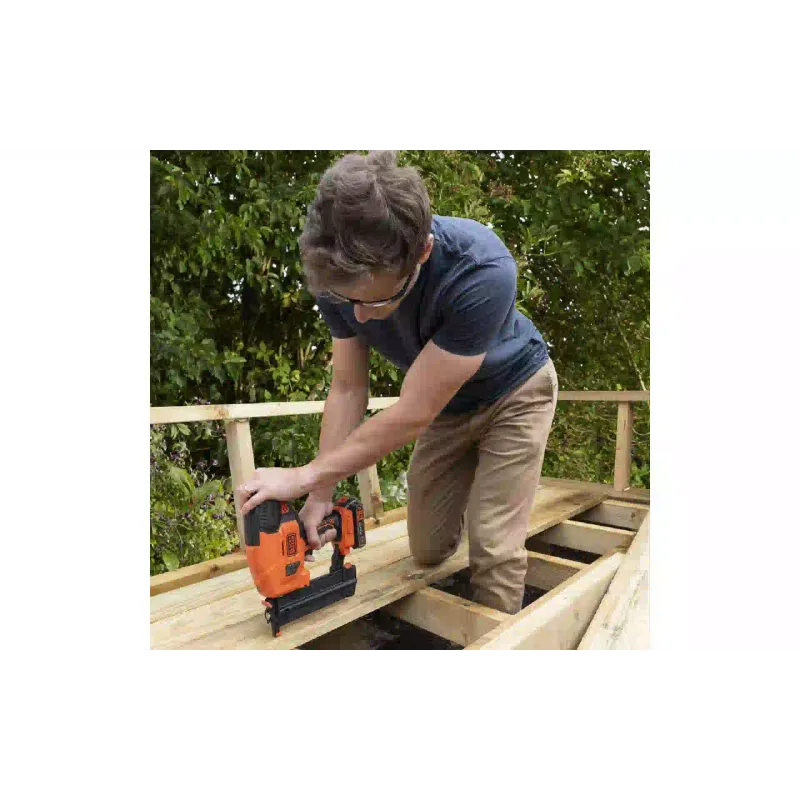 Pistola Black+Decker, Black (BCNG01N)