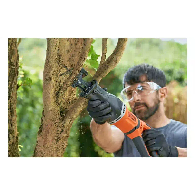 منشار ترددي Black+Decker, Black (BES301)