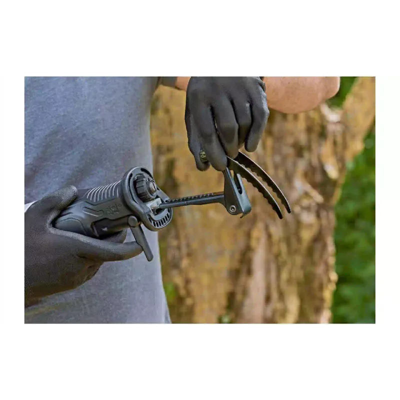 منشار ترددي Black+Decker, Black (BES301)