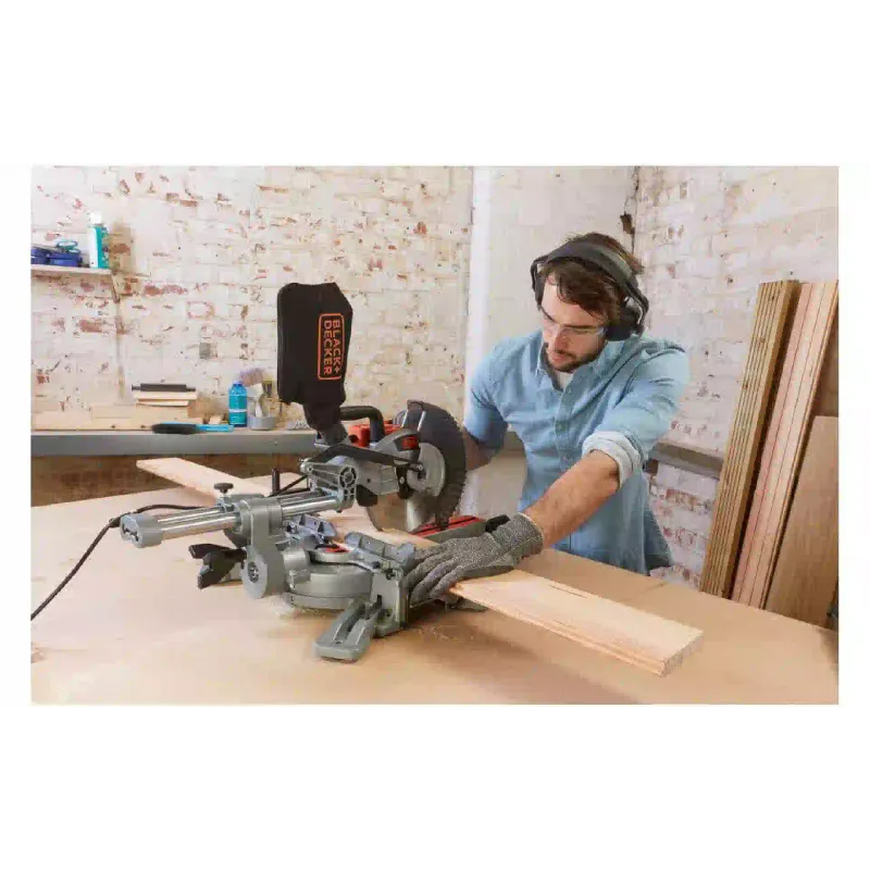 Митра трион Black+Decker, Black (BES700)