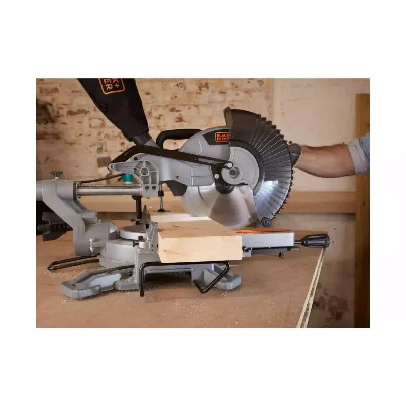 منشار ميتري Black+Decker, Black (BES710)