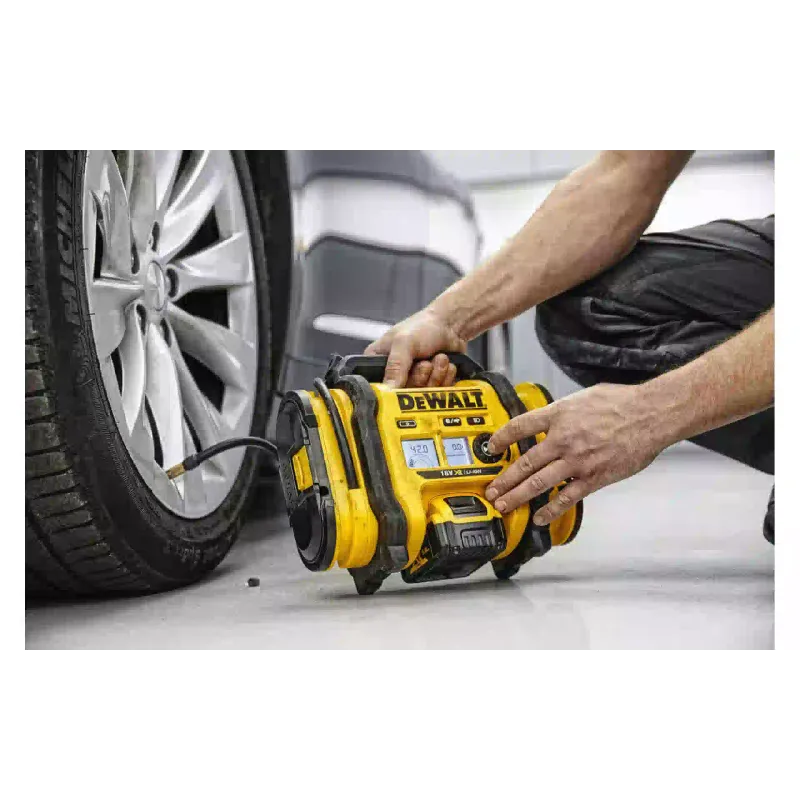 Légkompresszor DeWALT (DCC018N)