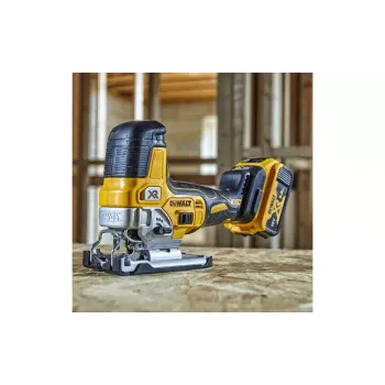 Lombfűrész DeWALT (DCS335NT)