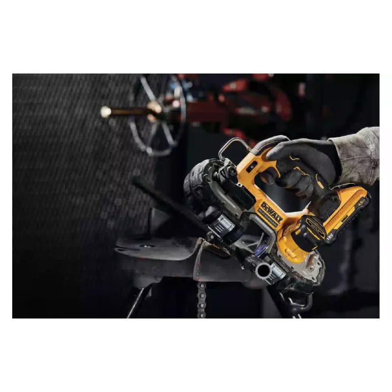 Пила сабельная DeWALT (DCS377NT)