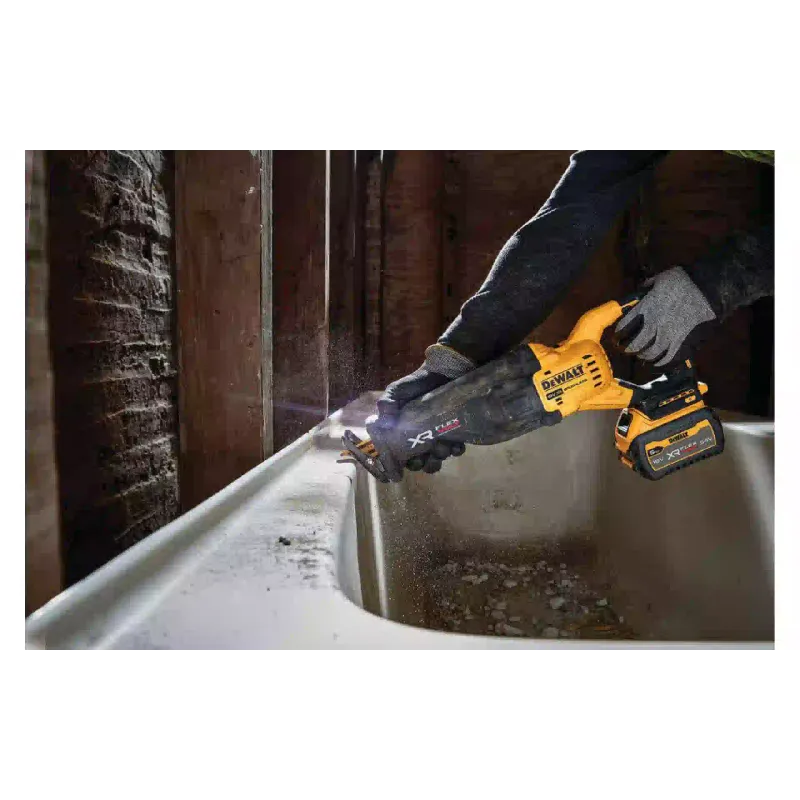 Säbelsäge DeWALT (DCS386NT)