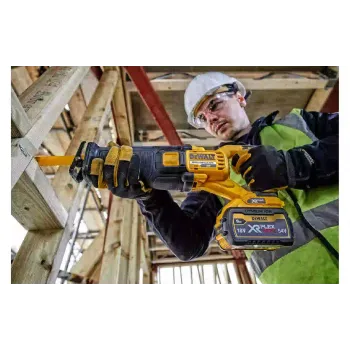 منشار ترددي DeWALT (DCS389NT)