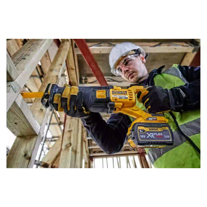 Πριόνι παλινδρομικής κίνησης DeWALT (DCS389NT)
