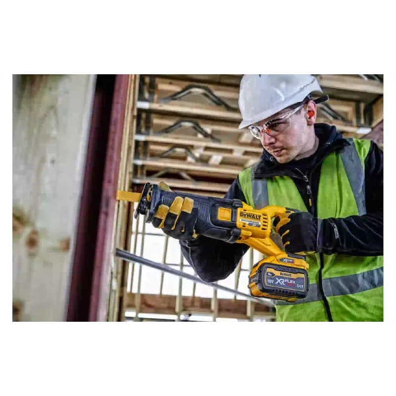 Πριόνι παλινδρομικής κίνησης DeWALT (DCS389NT)