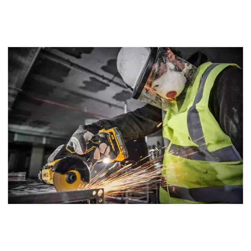 Пила дискова DeWALT (DCS438N)