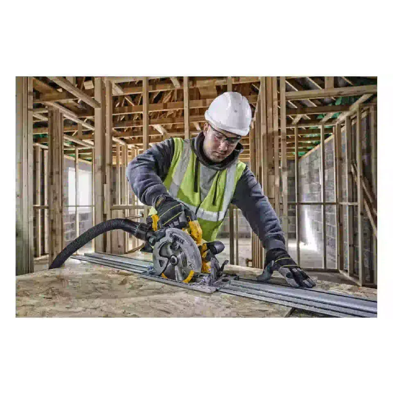 Körfűrész DeWALT (DCS572NT)