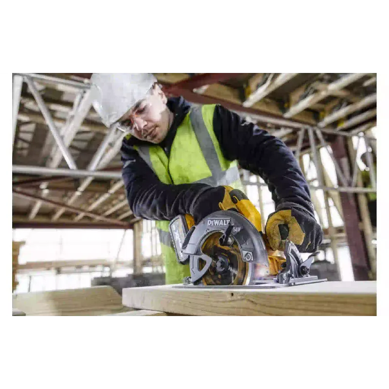 Körfűrész DeWALT (DCS578NT)