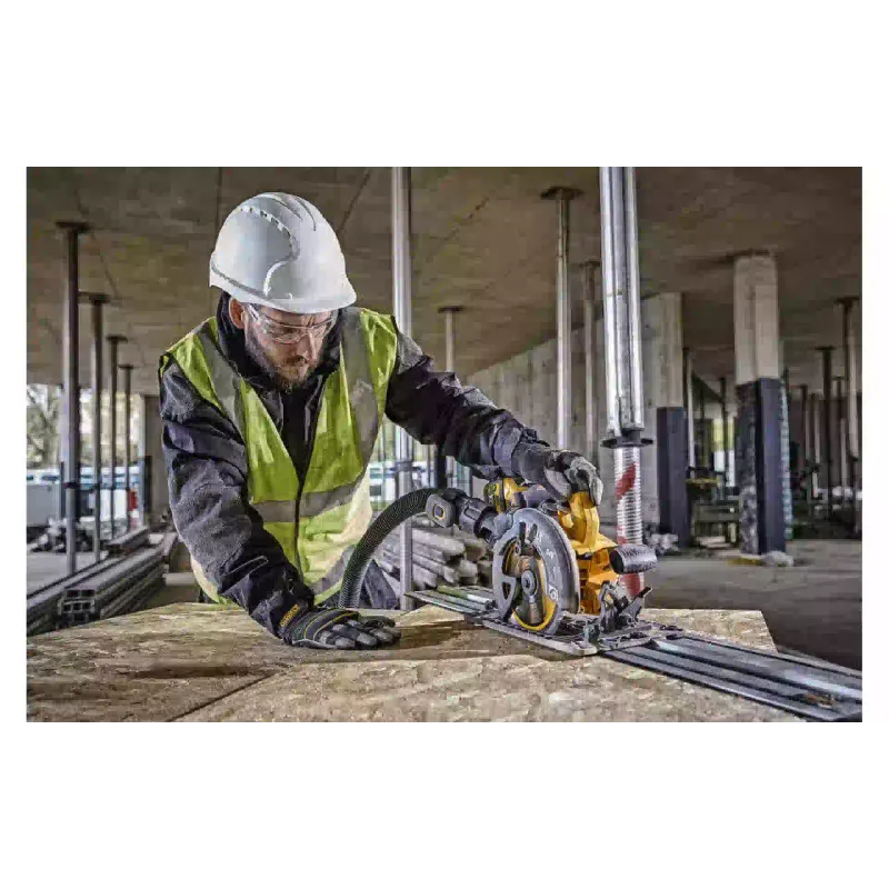 Körfűrész DeWALT (DCS579T2)