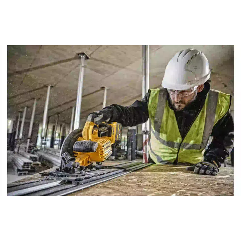 Körfűrész DeWALT (DCS579T2)