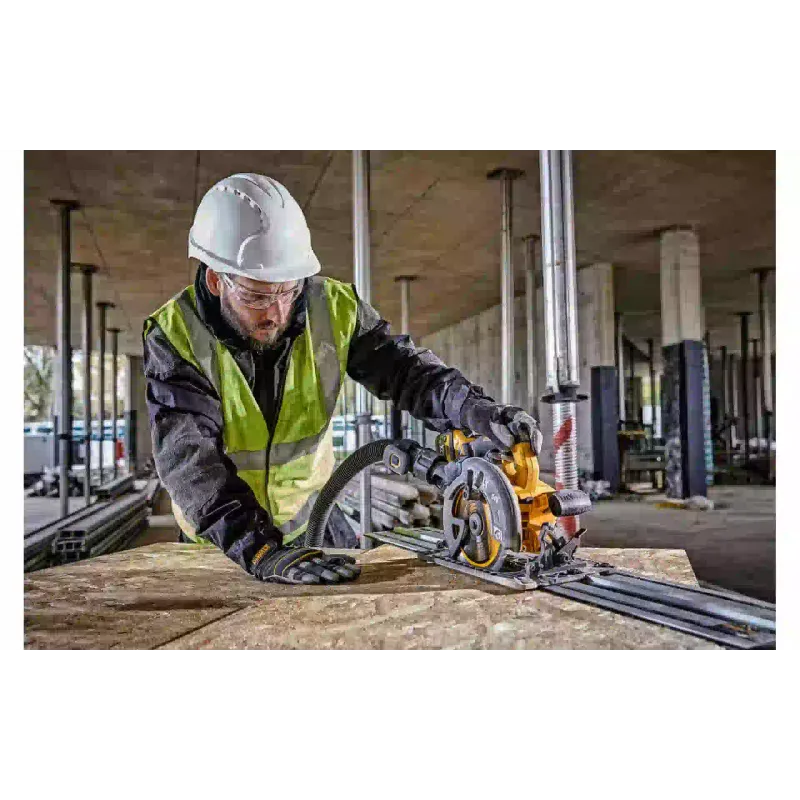 Körfűrész DeWALT (DCS579X2)