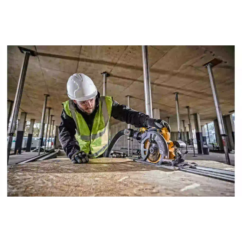 Körfűrész DeWALT (DCS579X2)