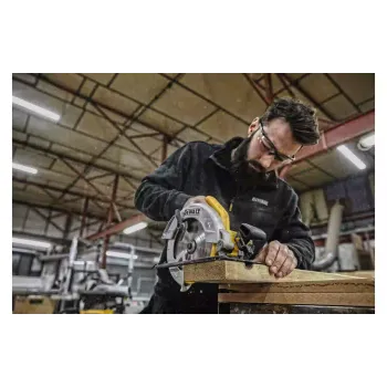 منشار دائري DeWALT (DWE560)