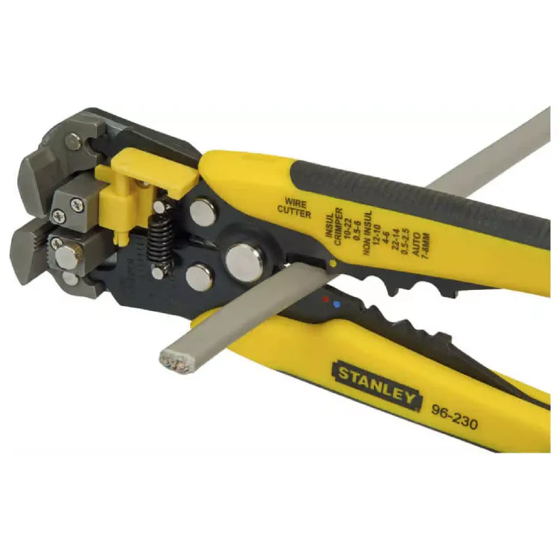 كماشة تجريد الأسلاك Stanley FatMax (FMHT0-96230)
