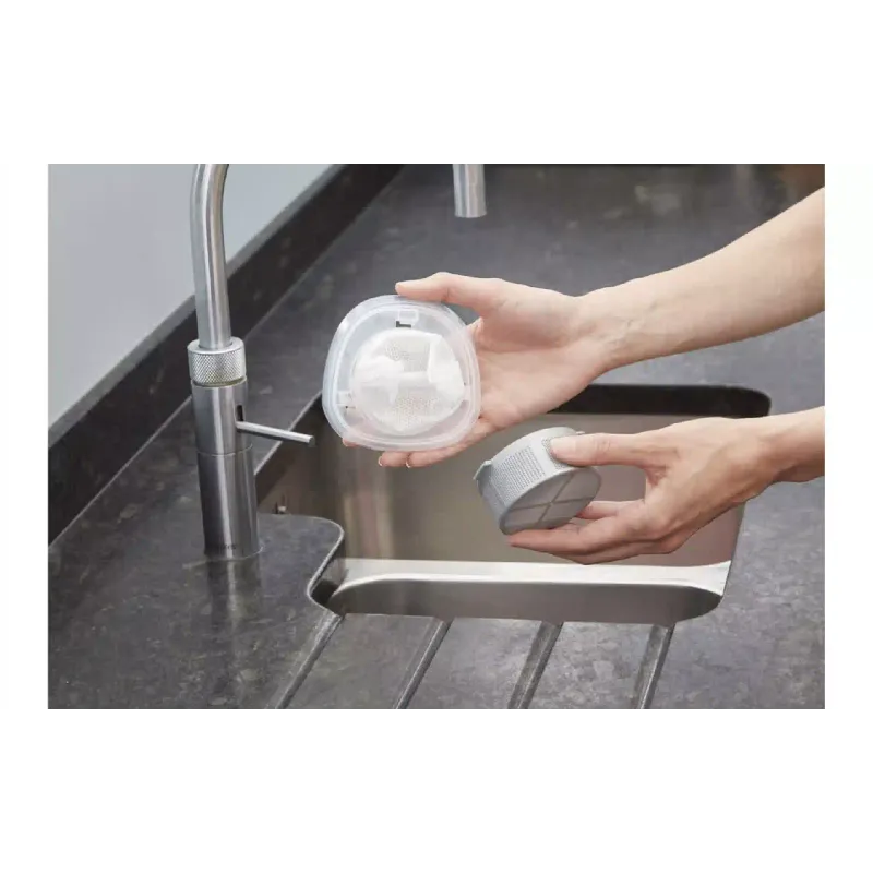 مكنسة كهربائية للسيارة Black+Decker (NVB12AVA)