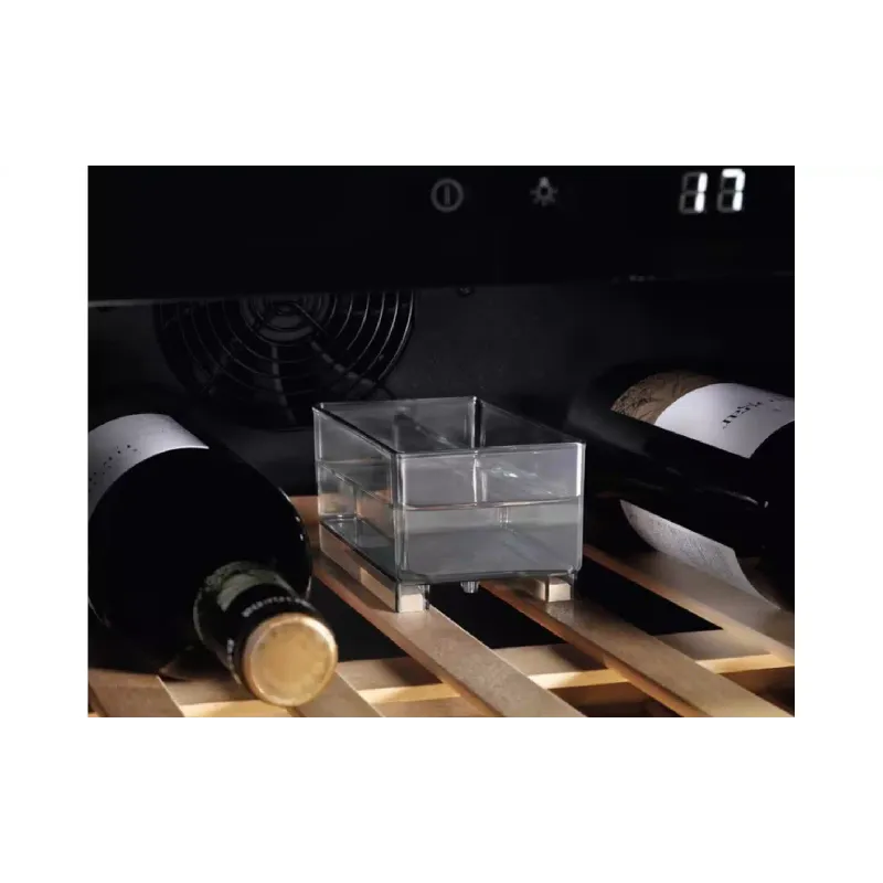 Frigorífico empotrado Electrolux, Black (EWUS020B5B)