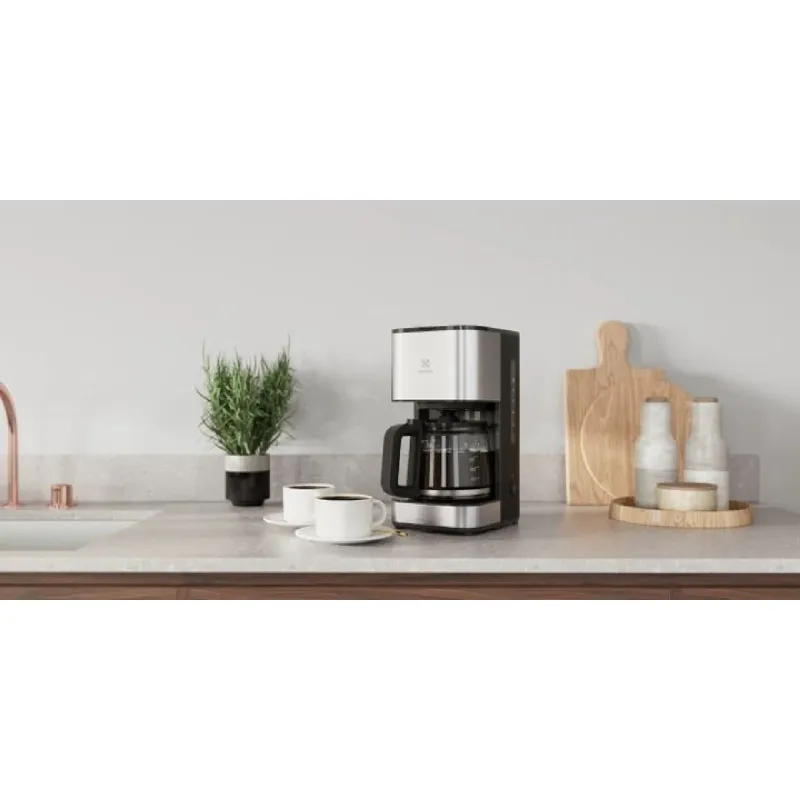 ماكينة صنع القهوة بالتنقيط Electrolux (E3CM1-3ST)