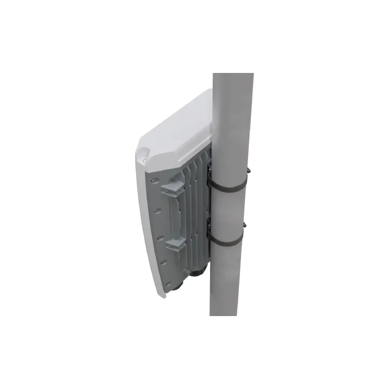 Превключвател MikroTiK (CRS504-4XQ-OUT)