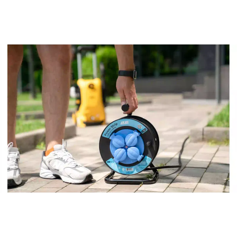 Hálózati hosszabbító kábel 2E, Blue (2E-CR4315IP44M20)