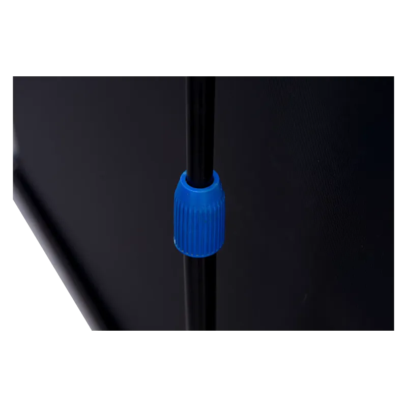 Zaslon na stojalu Atria (ECO-TRM-AV-70)