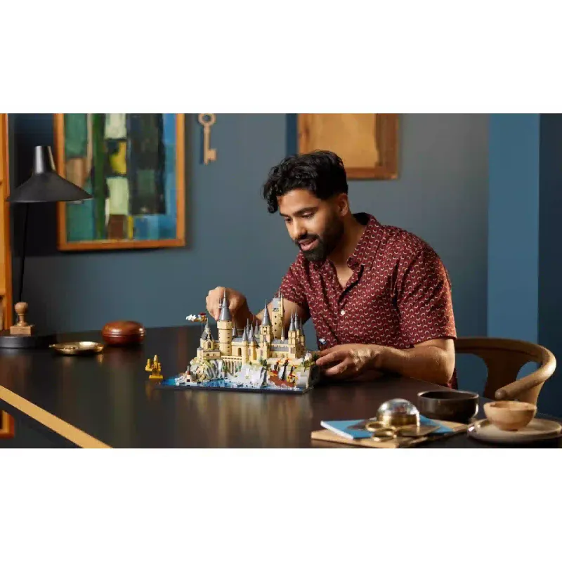 Konstruktor LEGO Harry Potter and Grounds (76419)