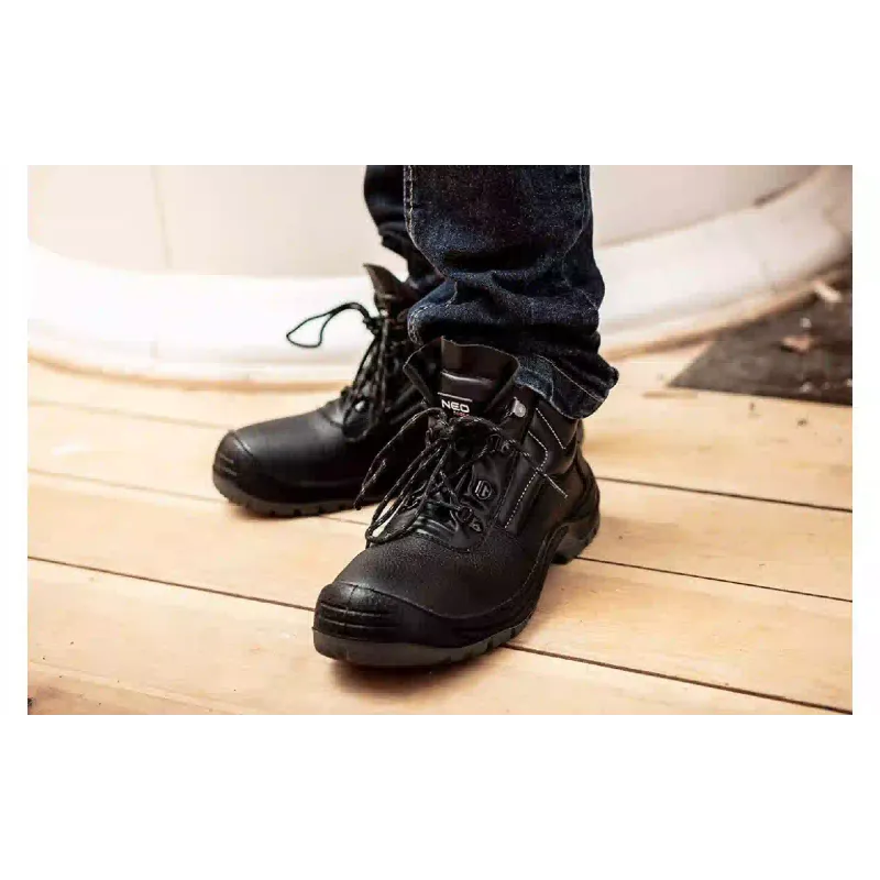 Škornji Neo Tools, Black (82-770-44)