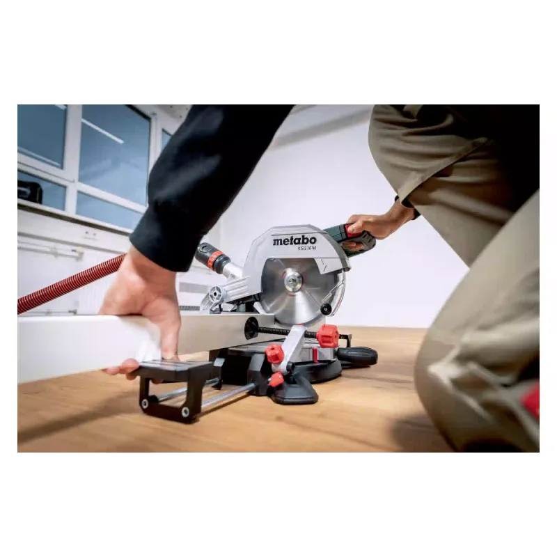 Пила торцювальна Metabo (610216000)