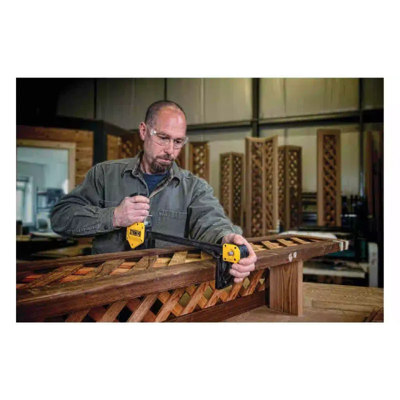 المشبك DeWALT (DWHT0-83186)