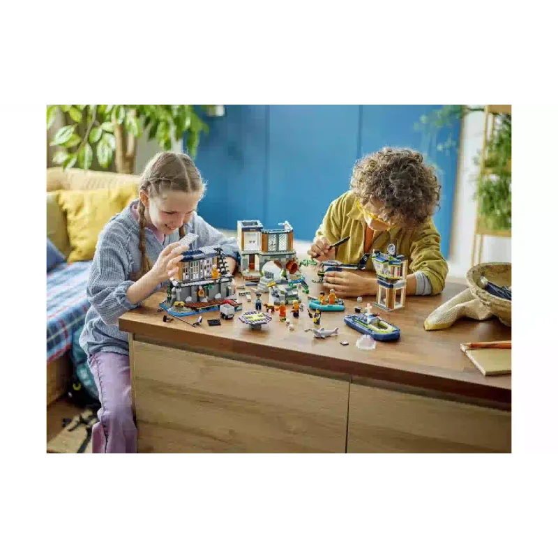 Konstruktor LEGO City Police Police Prison Island (60419)