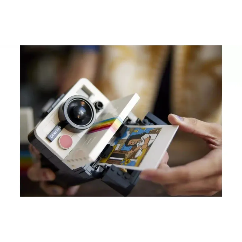 Konstruktor LEGO Ideas and CUUSOO Polaroid OneStep SX-70 (21345-)