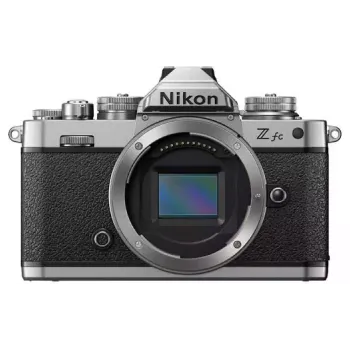 Фотокамера Nikon (VOA090AE)