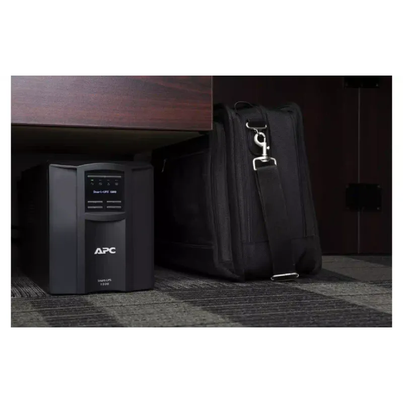 Непрекъсваемо захранване APC Smart-UPS (SMT1000IC)