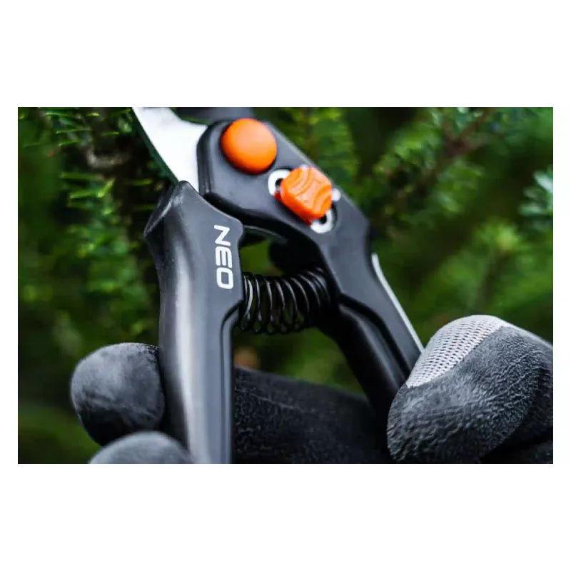Škarje za obrezovanje Neo Tools (15-200)