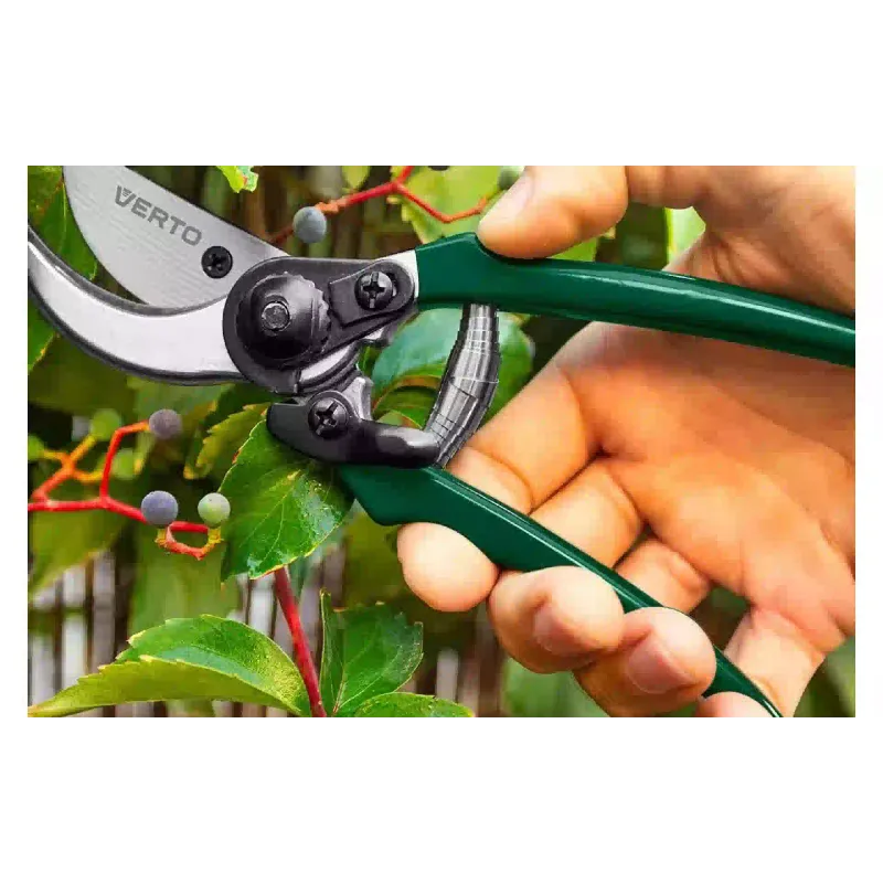 Секатор Verto (15G208)