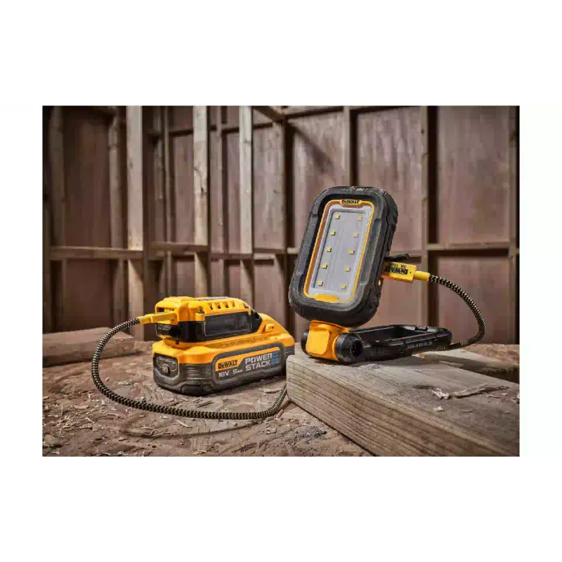 Ліхтар DeWALT (DCL182)