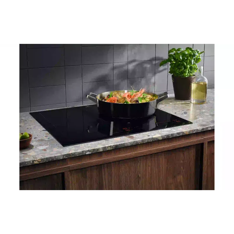 Hob Electrolux (EIS62453), Black