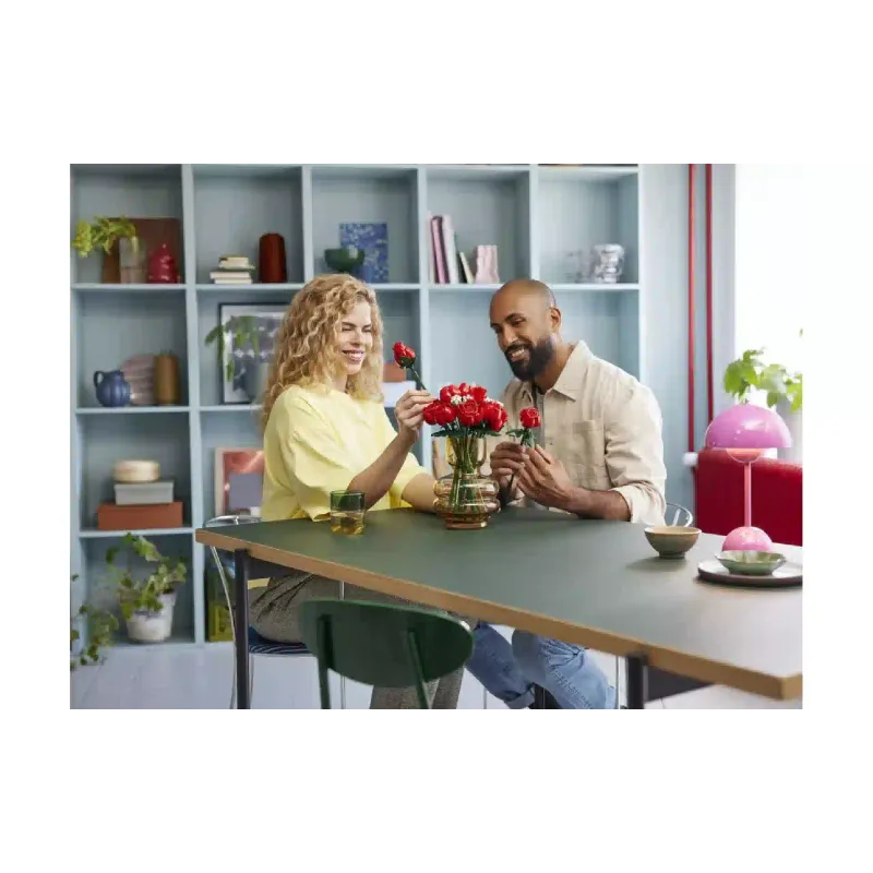 Konstruktor LEGO Icons Bouquet of Roses (10328)