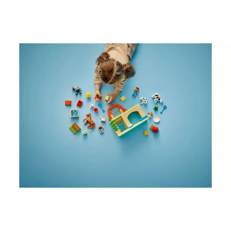 Constructor LEGO Duplo Caring for Animals at the Farm (10416)